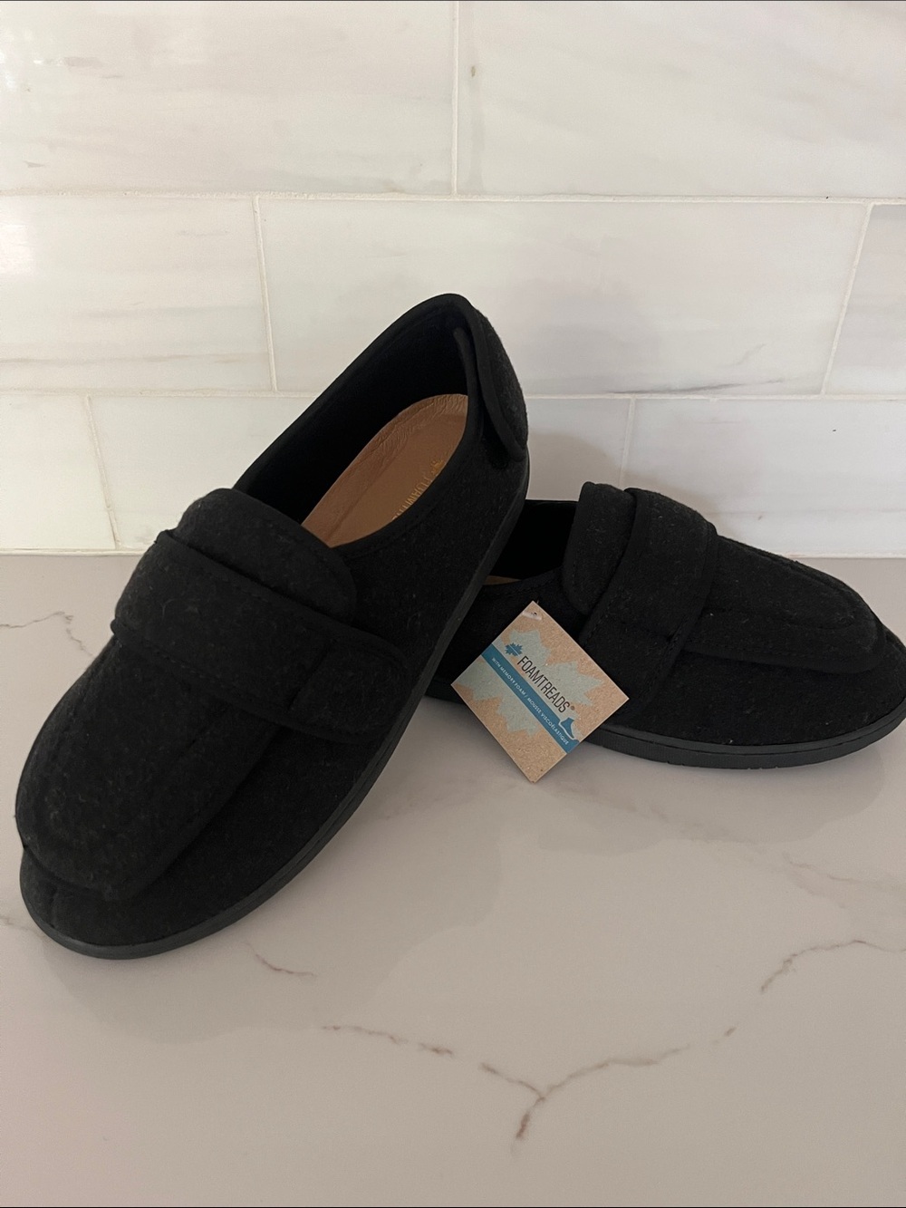 Foamtreads NEW Physician M2 Black Hook-and-Loop Comfort Slippers size 9